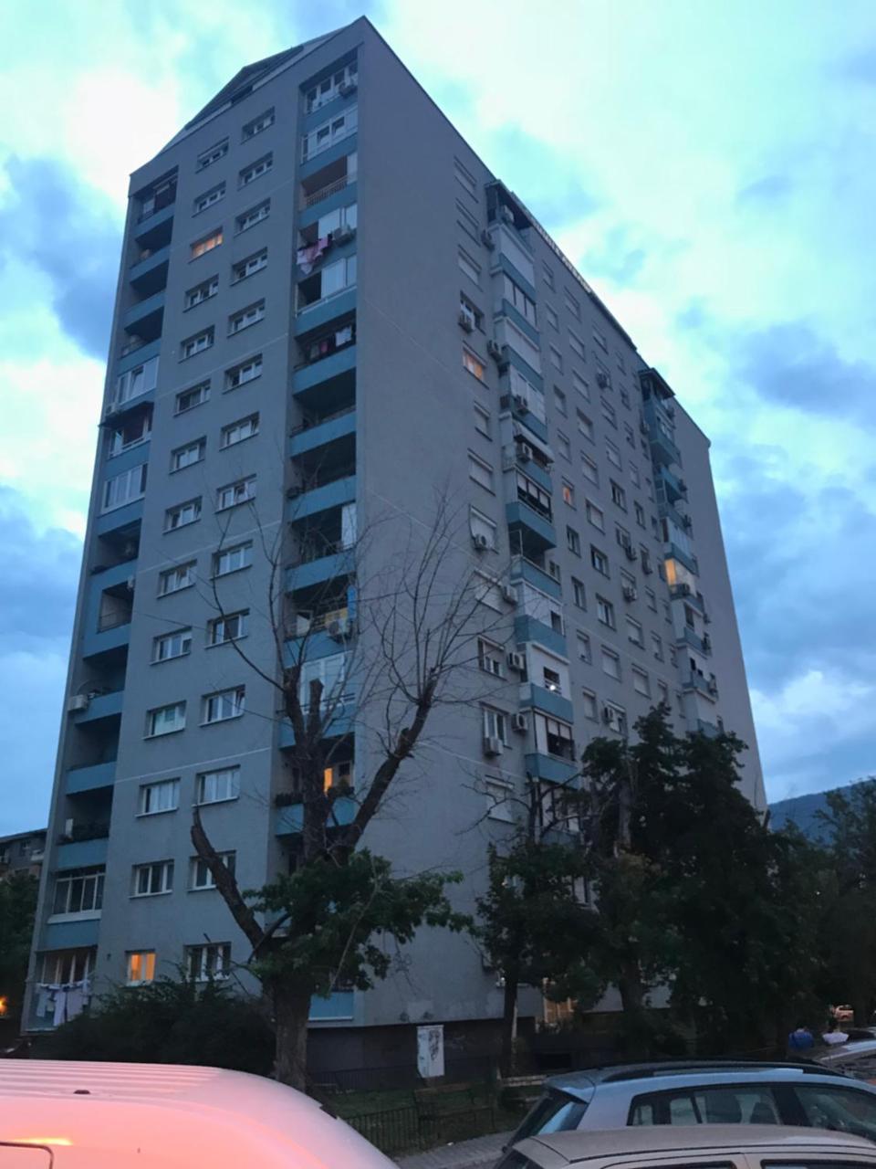 Spacious Modern Apartment In Peaceful Neighborhood Skopje Ngoại thất bức ảnh